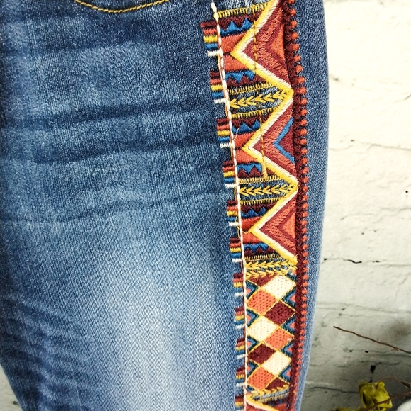 Driftwood Jackie Embroidered Mid-rise Skinny Ankle Jeans In Blue Size 26 - Picture 3 of 7